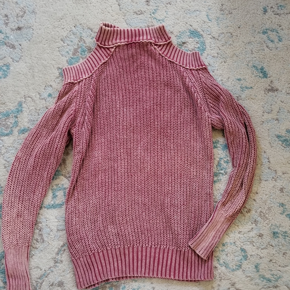 Pink off shoulders sweater dress